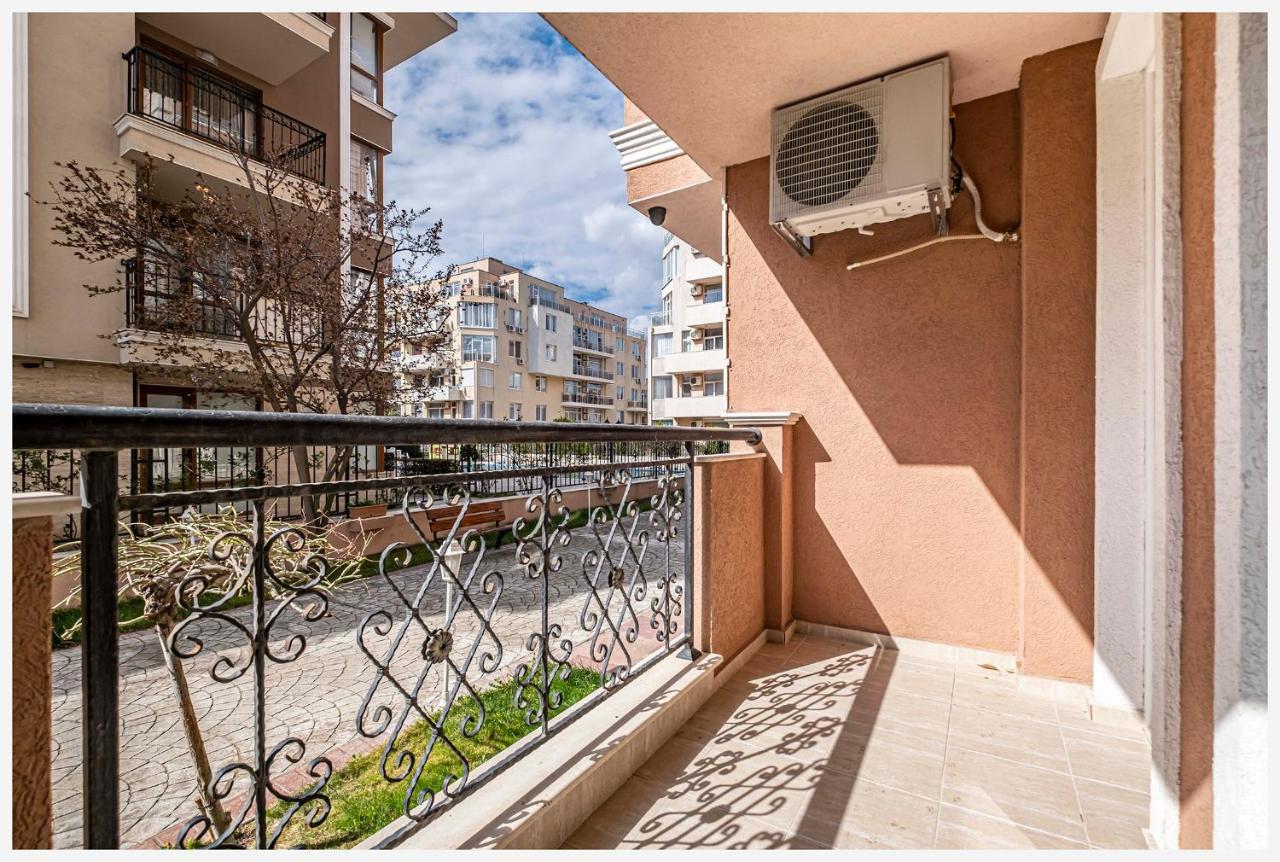 Casa Rossa 1 Apartment Sunny Beach Exterior photo